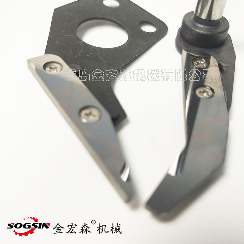 高速喷水织机产生百脚（双纬）原因分析